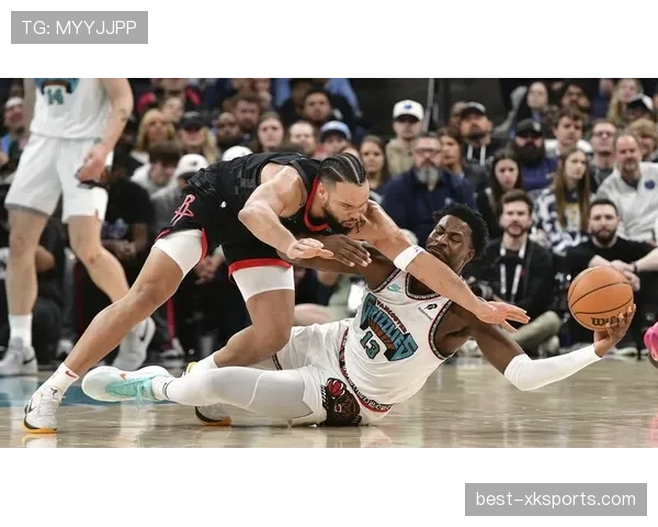 深入了解NBA视频回放判罚规则：如何应用及关键判例解析